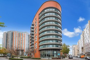 View Michigan Building, E14