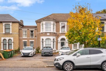 Windsor Road, E7