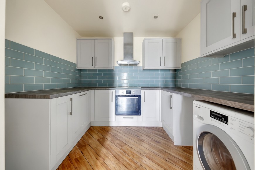 Broomfield Street, E14