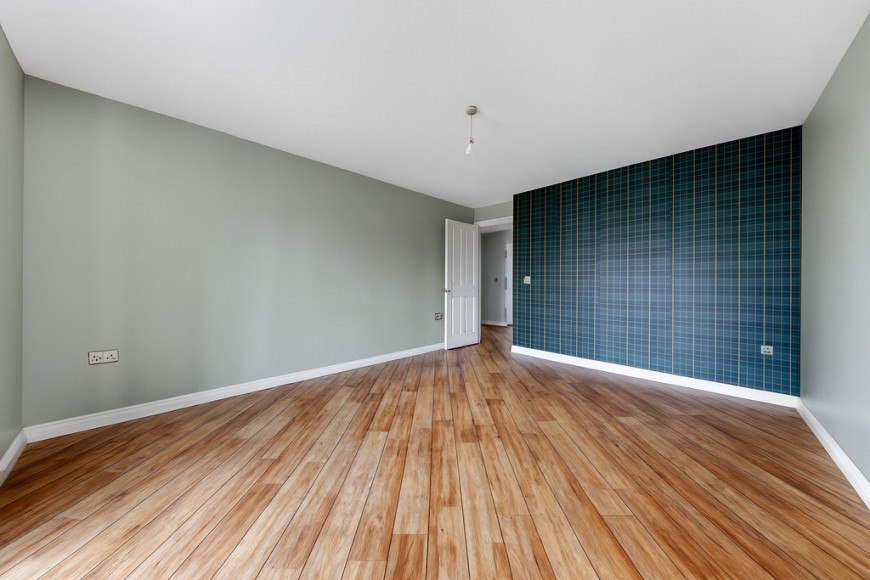 Broomfield Street, E14