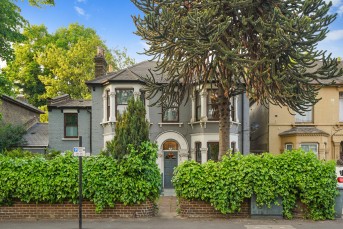 Hampton Road, E7