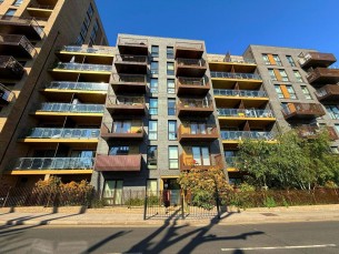 Upper North Street, E14
