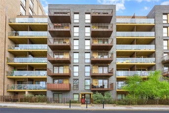 Upper North Street, E14