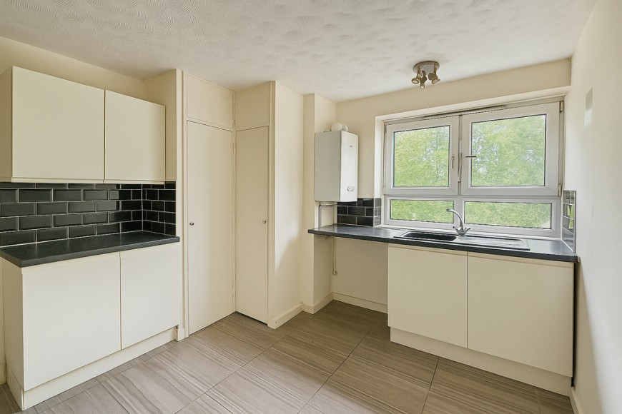 Dukes Court, E6