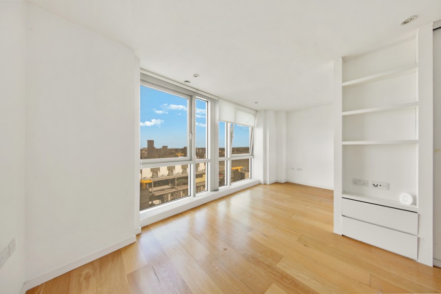 Fairmont Avenue, E14