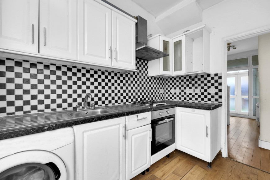 Chesterford Road, E12