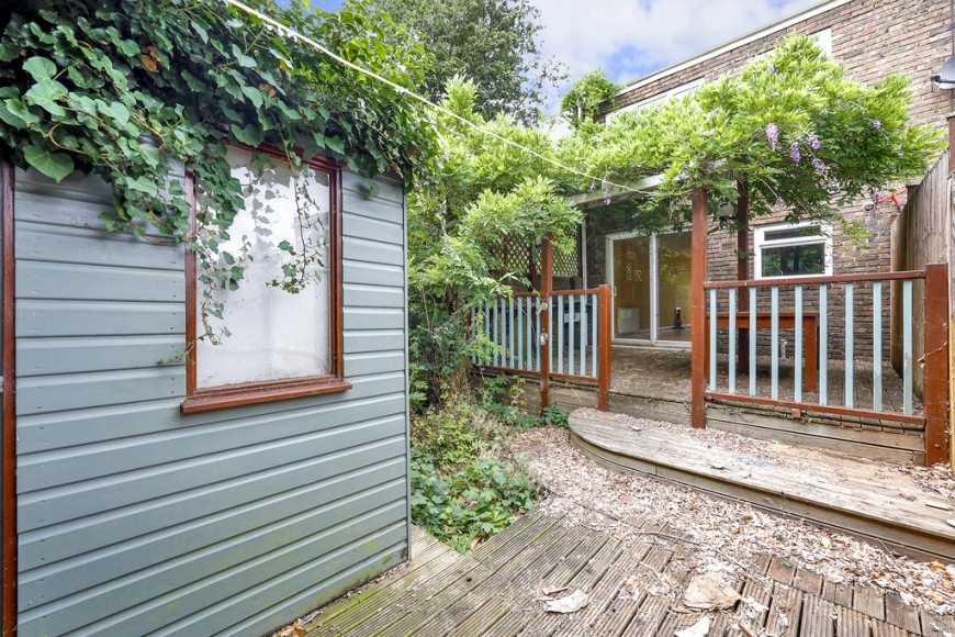 Cowper Road, KT2