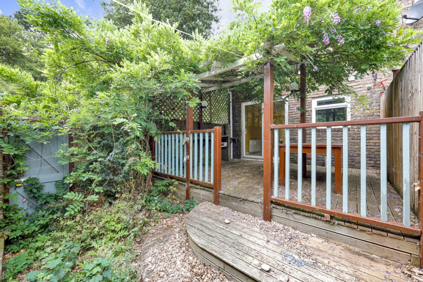 Cowper Road, KT2