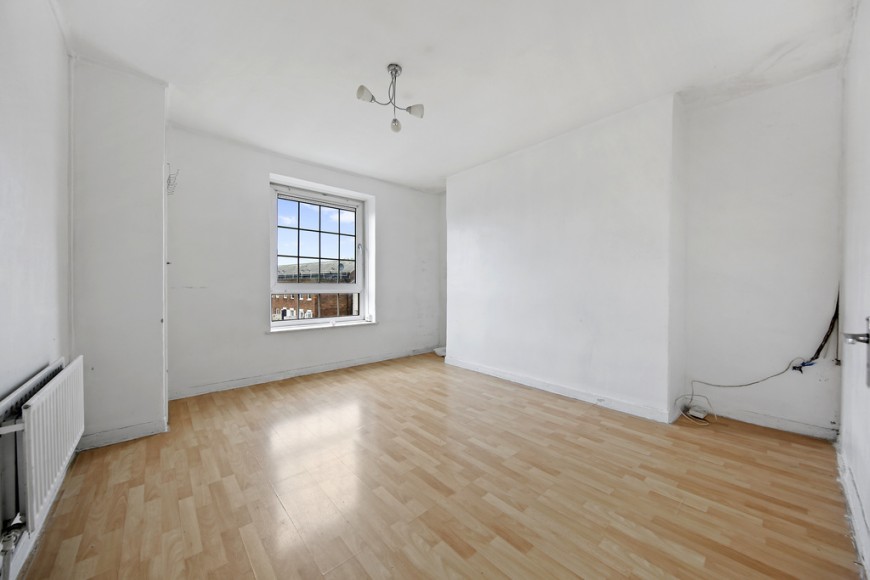 Wades Place, E14