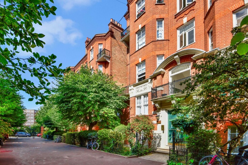 Beaumont Avenue, W14