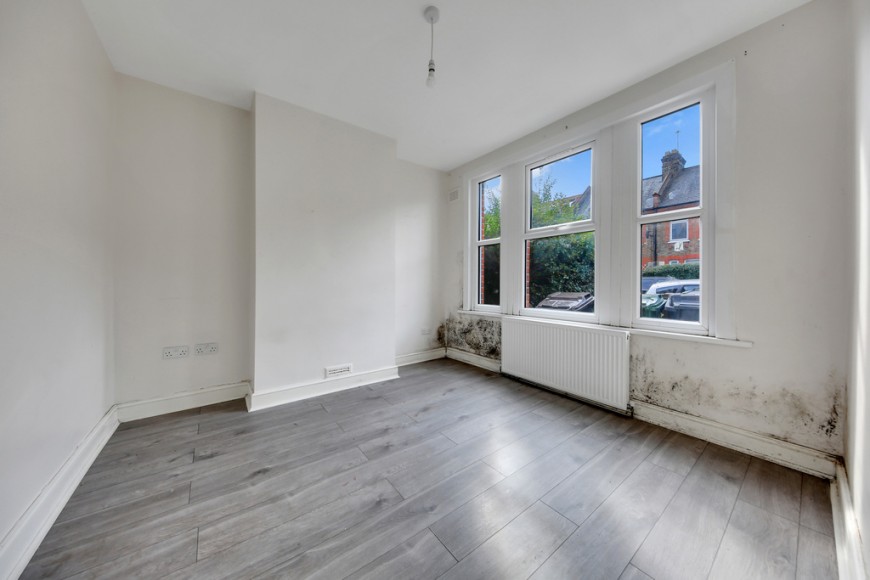 Blyth Road, E17