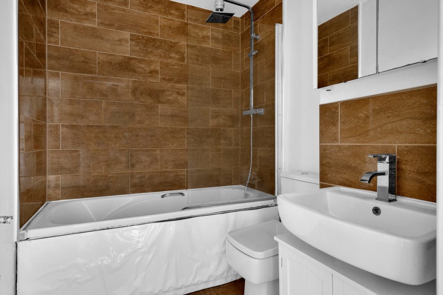 Curness Street, SE13