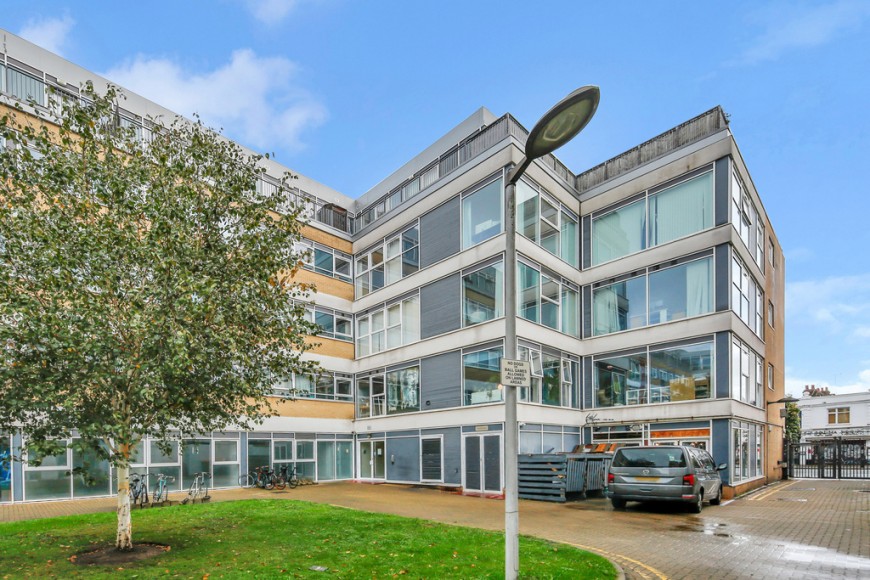 Hacon Square, E8