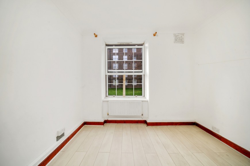 Chicksand Street, E1