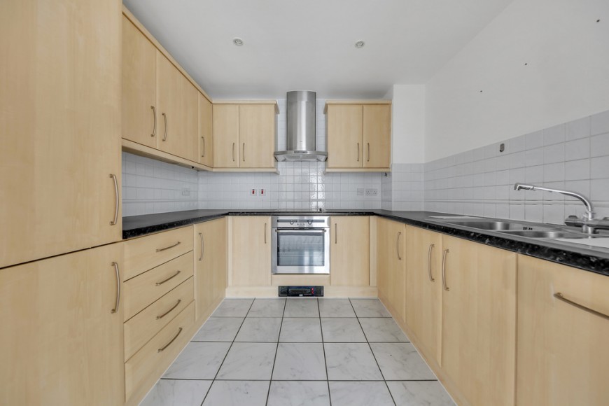 Boardwalk Place, E14