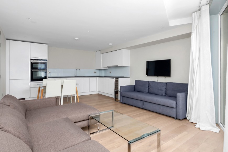 Clove Hitch Quay, SW11