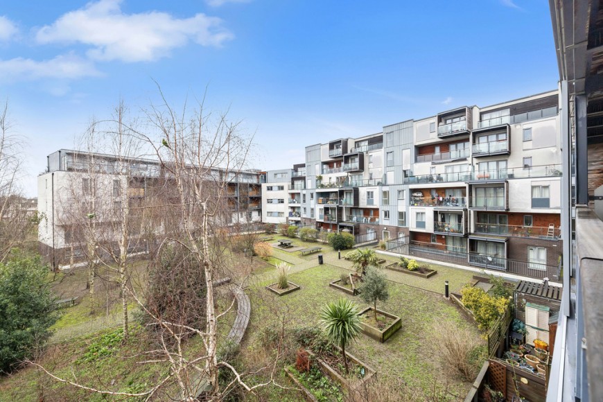 Streatham Place, SW2